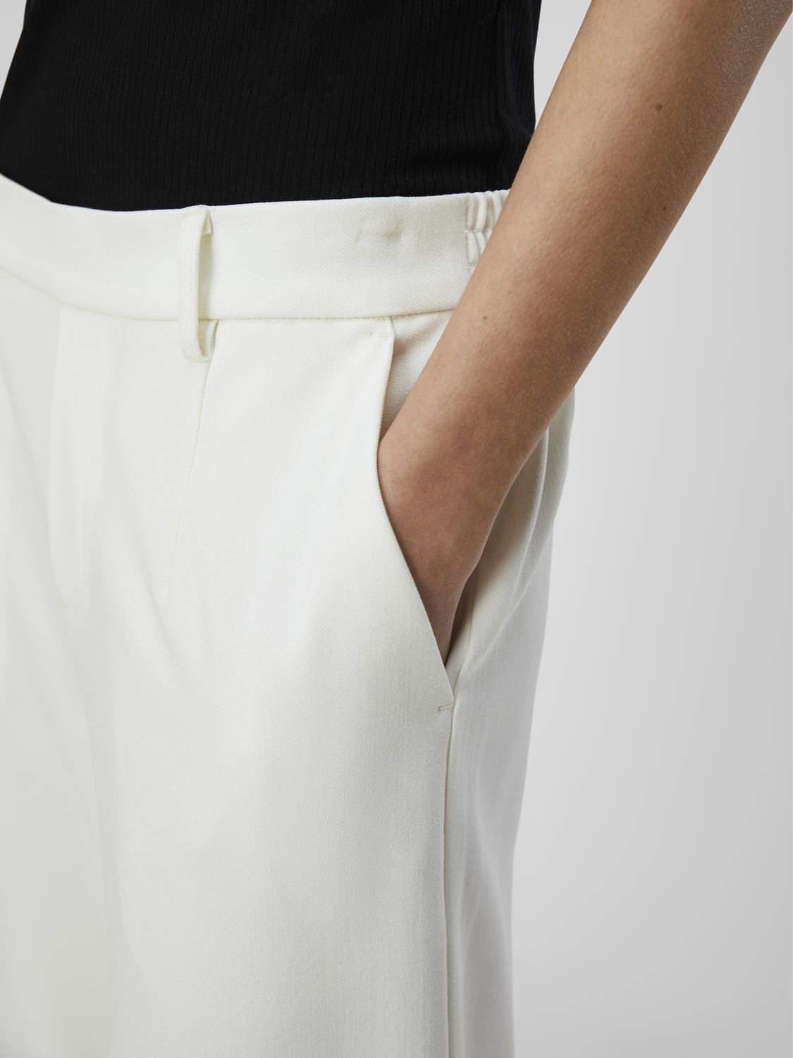 OBJLISA Trousers - Cloud Dancer - VERO MODA & VILA Bergvik